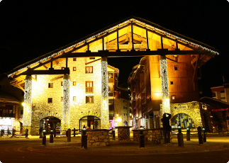 Val D'Isere At Night